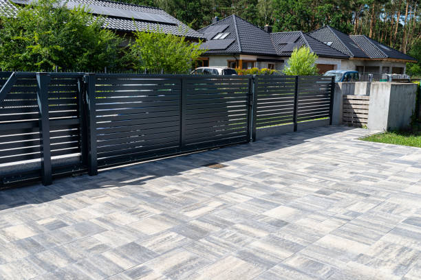 Best Interlocking Driveway Pavers  in Hillcrest, NY